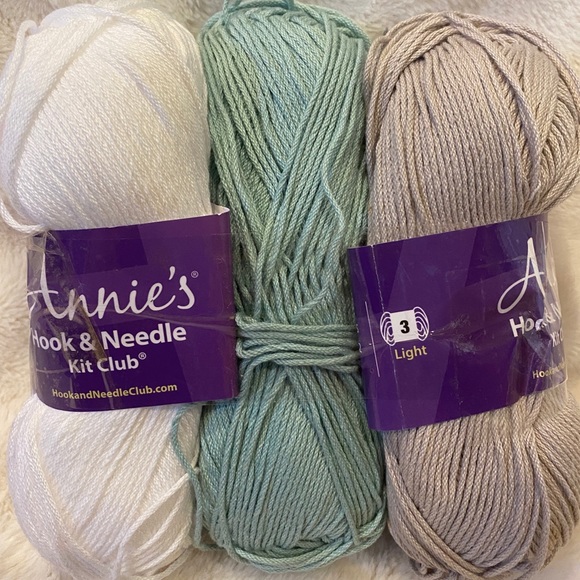 Bundle of 3 Lighweight Yarn Skeins from Annie's Hook & Needle Kit Club NWT - Picture 2 of 5